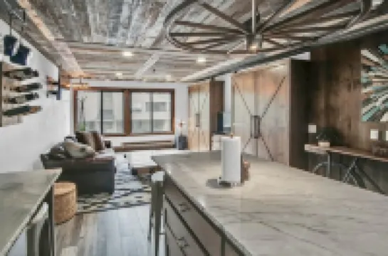 Stylish studio in the heart of downtown Winter Park and minutes from ski resort