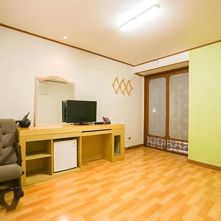 Goodstay Jirisan Little Prince Pension