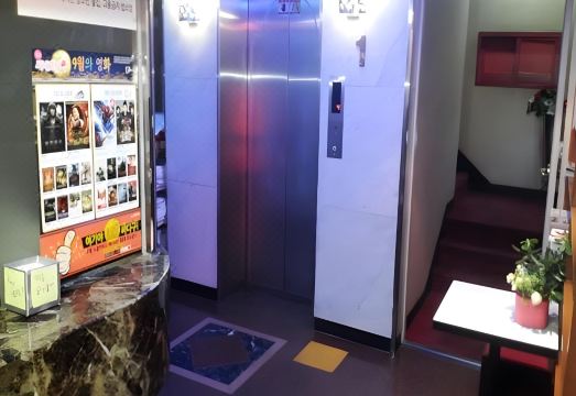 호텔노바 외관 또는 로비