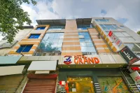 Via le Grand Hotel in zona Tughlaqabad