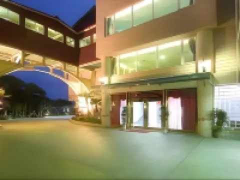 England Motel Hotels near Yilan Museum of Literature