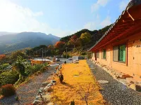 Hapcheon Gayasan Hwangtomaeul Pension Hotels in Hapcheon-gun