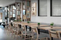 TownePlace Suites by Marriott Paris - Aamiainen