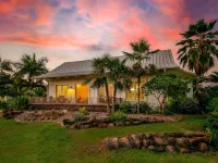 Ultimate in "Cool" - SPECIAL LAST MINUTE PRICING -Ocean/Sunset View TVNCU #5007 Hotels near Ni‘ihau