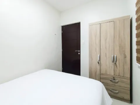 Manzil Anilao B&B - 1 Bedroom Apartment Отели в г. 