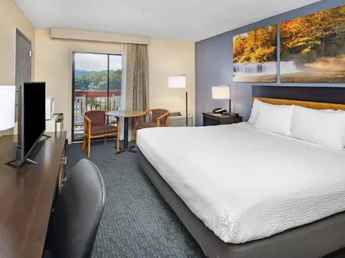 Days Inn by Wyndham Waynesville NC Hôtels à : Lake Junaluska
