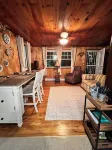 Small cozy cabin with grill & fire pit close to beaches, skiing, biking and URI.