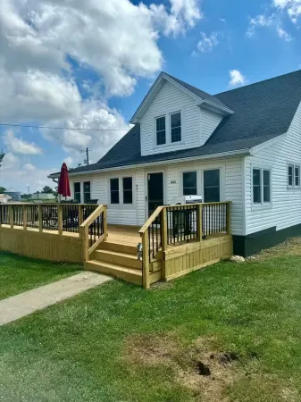 Townview Farmhouse - Bourbon Trail - Farm Stay