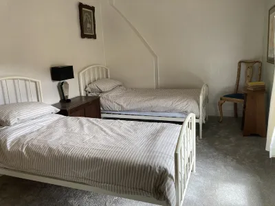 A cosy retreat, ideal for walks and quiet relaxation. Pet friendly!