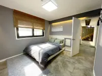 Cheongju Cheongnamdae Pool Villa