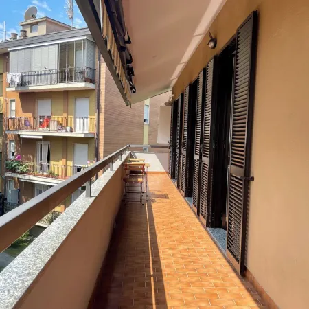 Luciana House 2 - Apartment Two Steps from City Center and Lake Major