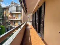 Luciana House 2 - Apartment Two Steps from City Center and Lake Major - Balkoner