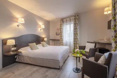 Auberge du Poids Public Logis Hotel Hotels in Montferrand