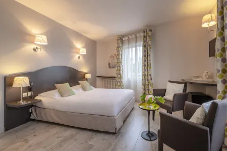 Auberge du Poids Public Logis Hotel Отели в г. Пюэшурси