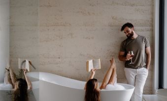 Bayview Luxe Entertainer Pool & World Class View