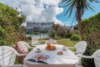 Résidence Pierre & Vacances Cap Marine Hotels in Plobannalec-Lesconil