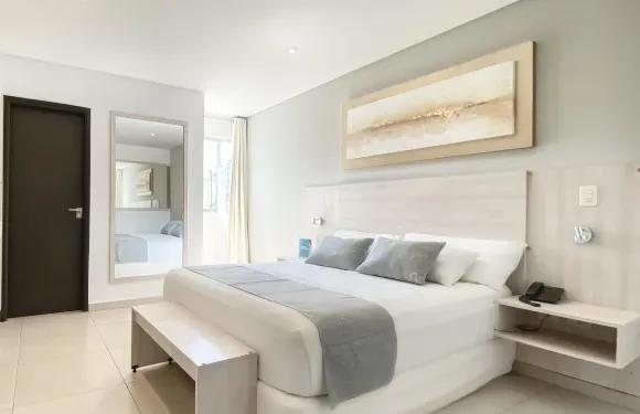 丹尼里亞松森酒店