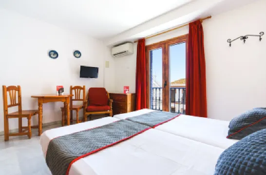 Apartamentos Pepe Mesa Hotels near Nerja City Centre