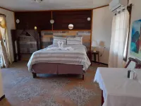 La Delphina Bed and Breakfast Bar and Grill Hotels in Sambo Creek