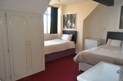 Glenfield Lodge Guest House Hotels near Foxhunter