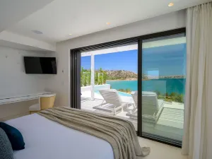 The Island Concept Luxury Boutique Hotel Heated Pool