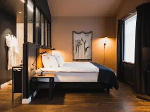 Exeter Hotel