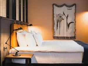 Top 20 4-Star Select Hotels in Iceland