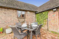 Dyke Farm Barn | by Huluki Sussex Stays فنادق في 