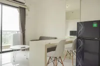 Fully Furnished with Pleasure Tidy 2Br at Sky House BSD Apartment Hotel di Cisauk