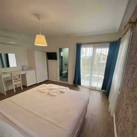 Cunda Kordon Otel