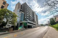 Kmg Apartments at the Apex