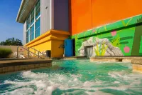 Castaway Bay by Cedar Point Resorts - Pool