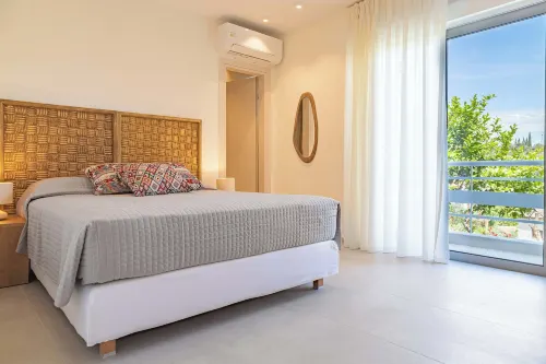 Arancia Elegant Rooms and Suites Hotels in Vivári