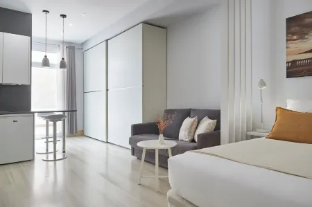 Pension El Puerto Отели рядом с достопримечательностью «Монте Ургуль»