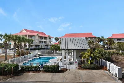 Southern Charm Home Hotels near Navarre Beach Sea Turtle Conservation Center