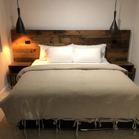 Timber Door Luxury Accommodation Geelong