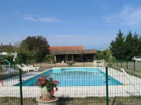 Les Sureaux Hotels in Le Pizou