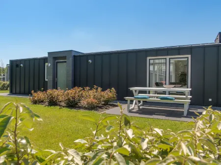 Modern Chalet by Forest in Zeeland Отели в г. Wemeldinge