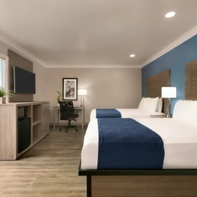 Torch Lite Inn at the Beach Boardwalk Hotels near Santa Cruz Main Beach