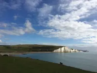 Charming 1-Bedroom Apartment Near South Downs