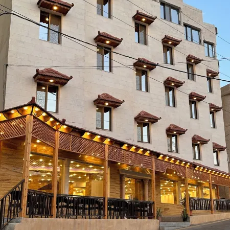 Sharah Mountains Hotel