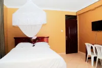 Floral Hotel Hotels in Matugga