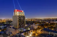 Sheraton Mendoza Hotel Hotel in zona Monumento a Mafalda