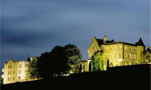 Schlosshotel Steinburg