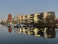Hausboot Lore Hotels in Duisburg