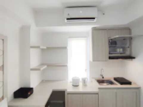 Nice Cozy Studio at Paltrow City Apartment Hotels in Banyumanik