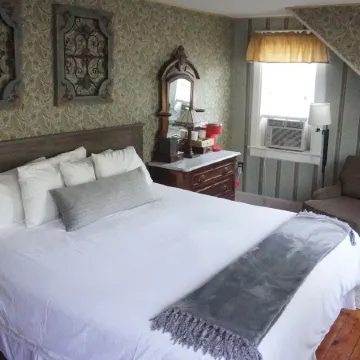 The Frogtown Inn