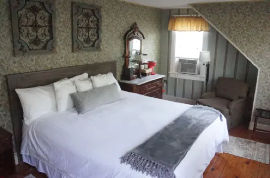 The Frogtown Inn