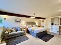 Castle Cottage Inn