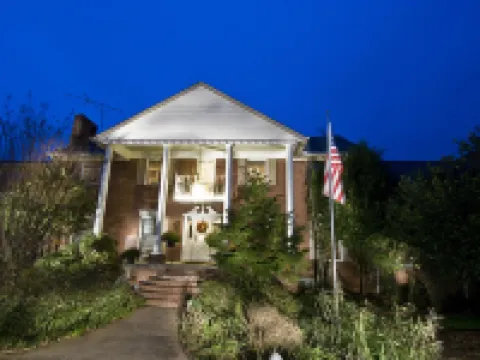 Southern Cross Guest Ranch Hotels in Madison